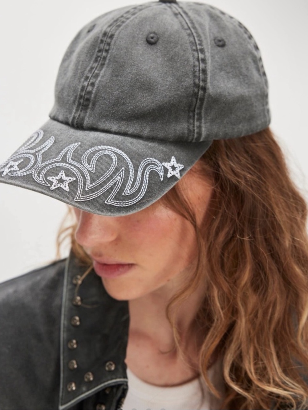 NWT FREE PEOPLE X UNDERSTATED LEATHER REIKO WASHED EMBROIDERED BASEBALL HAT
